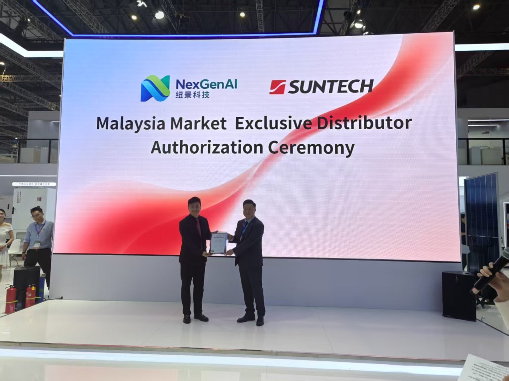 NexGen AI and Suntech at the Malaysia Market Exclusive Distributor Authorization Ceremony during SNEC 2026 in Shanghai